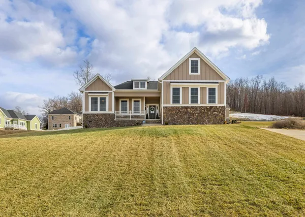 $599,900 | 45 Rolling Oaks Drive, Fishersville, VA 22939