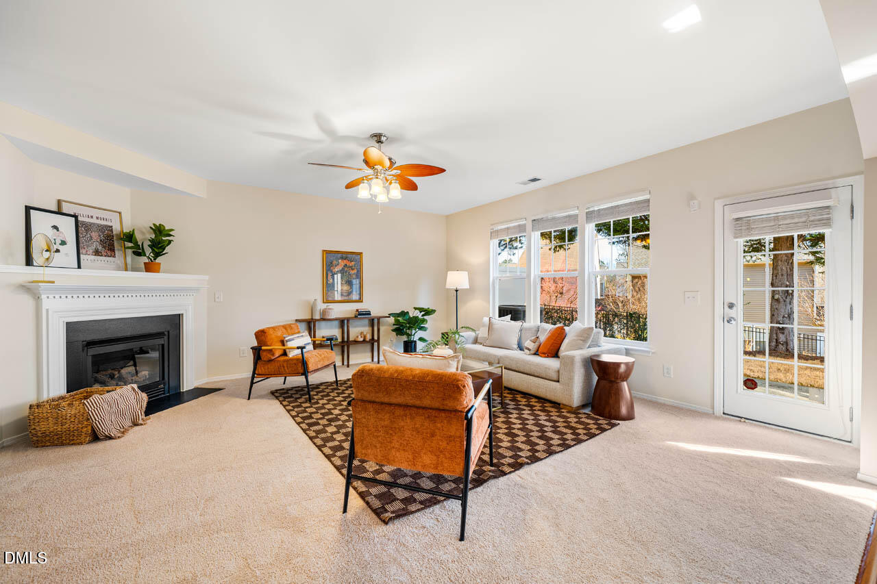 8216 Beaded Stone Street Raleigh, NC 27613 - Photo 7 of 32 8216BeadedStoenSt-020