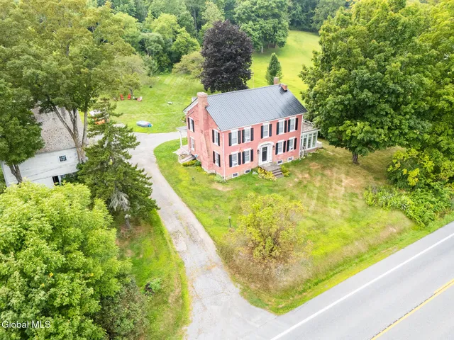 $400,000 | 271 Highway 22A, Middle Granville, NY 12849