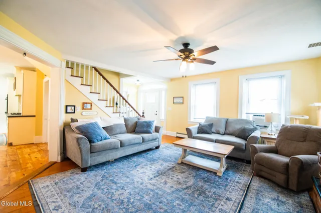 $400,000 | 271 Highway 22A, Middle Granville, NY 12849