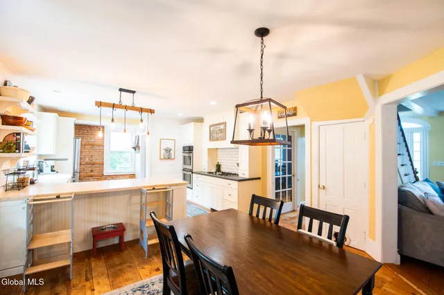 $400,000 | 271 Highway 22A, Middle Granville, NY 12849