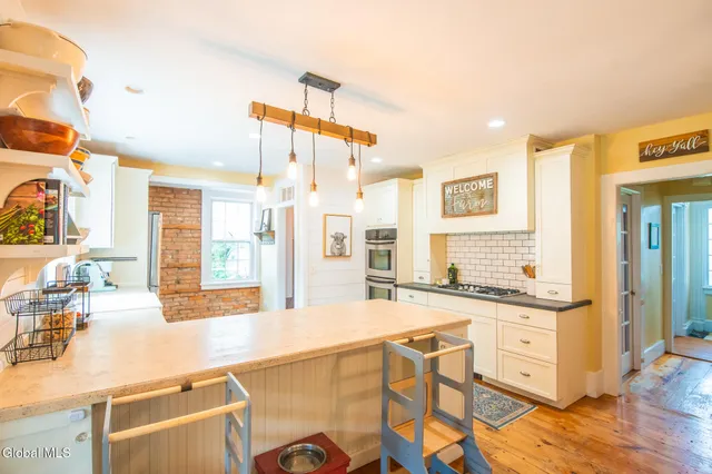 $400,000 | 271 Highway 22A, Middle Granville, NY 12849