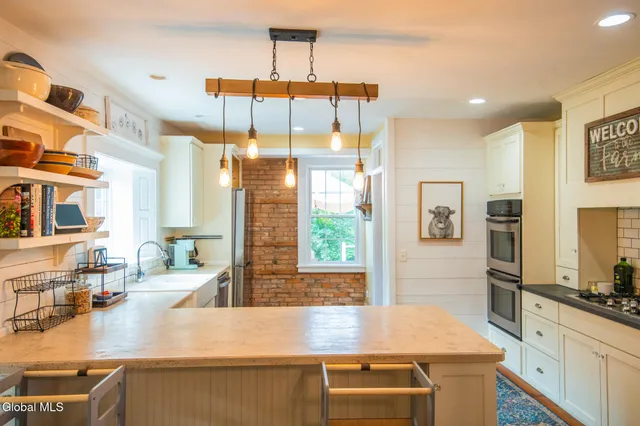 $400,000 | 271 Highway 22A, Middle Granville, NY 12849