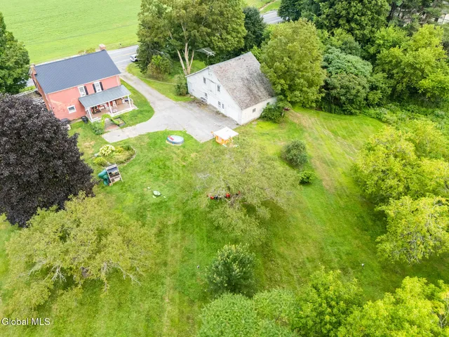 $400,000 | 271 Highway 22A, Middle Granville, NY 12849