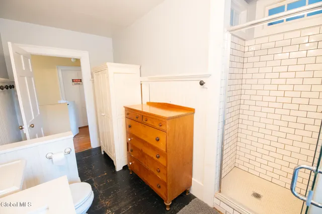 $400,000 | 271 Highway 22A, Middle Granville, NY 12849