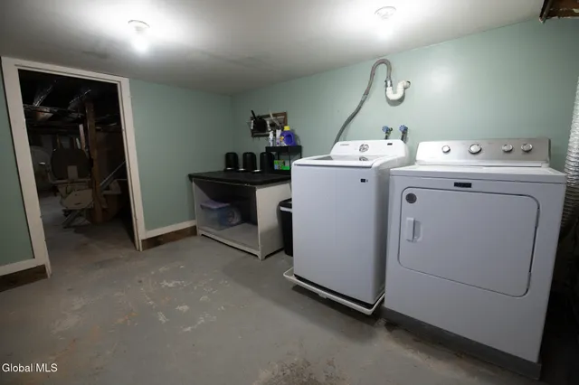 $400,000 | 271 Highway 22A, Middle Granville, NY 12849