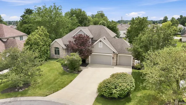 $525,000 | 10115 Red Oak Court, Fort Wayne, IN 46804
