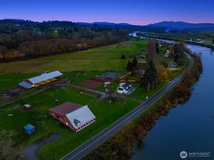 $1,469,000 | 6001 Riverview Road, Snohomish, WA 98290
