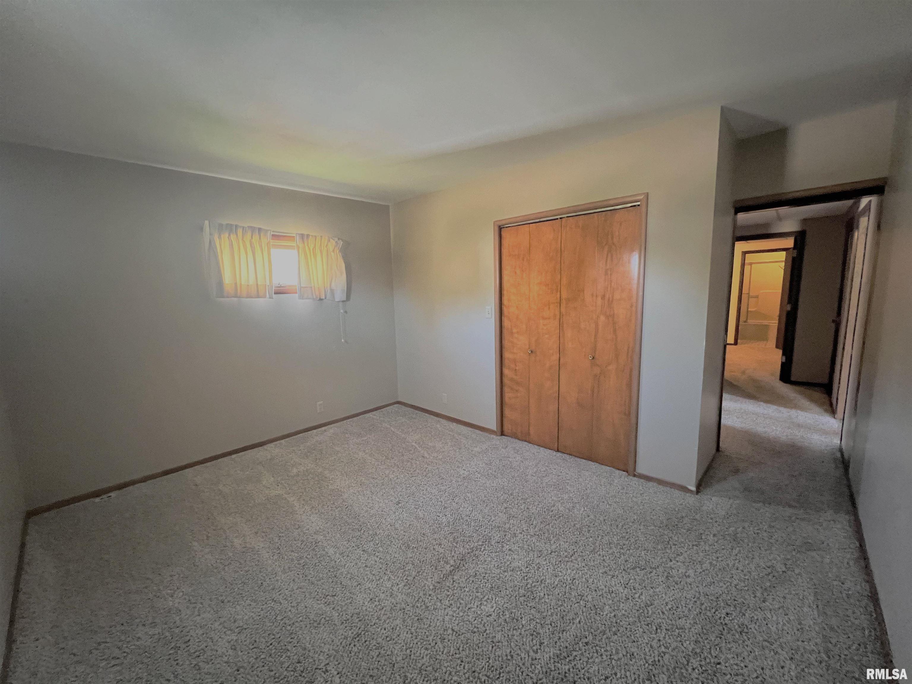 130 Baggott Street Zeigler, IL 62999 - Photo 7 of 10 Gallery Image 7
