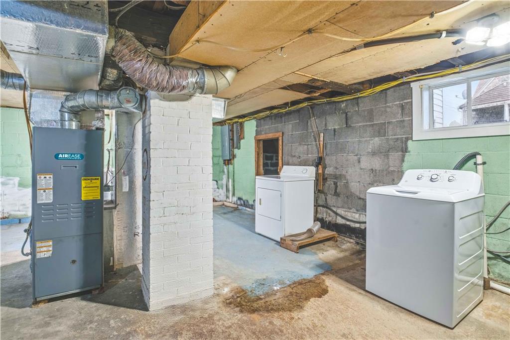 5077 Purchase Line Road Commodore, PA 15729 - Photo 12 of 16