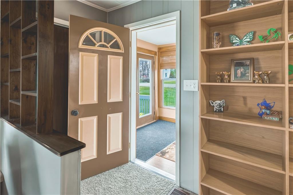 5077 Purchase Line Road Commodore, PA 15729 - Photo 4 of 16