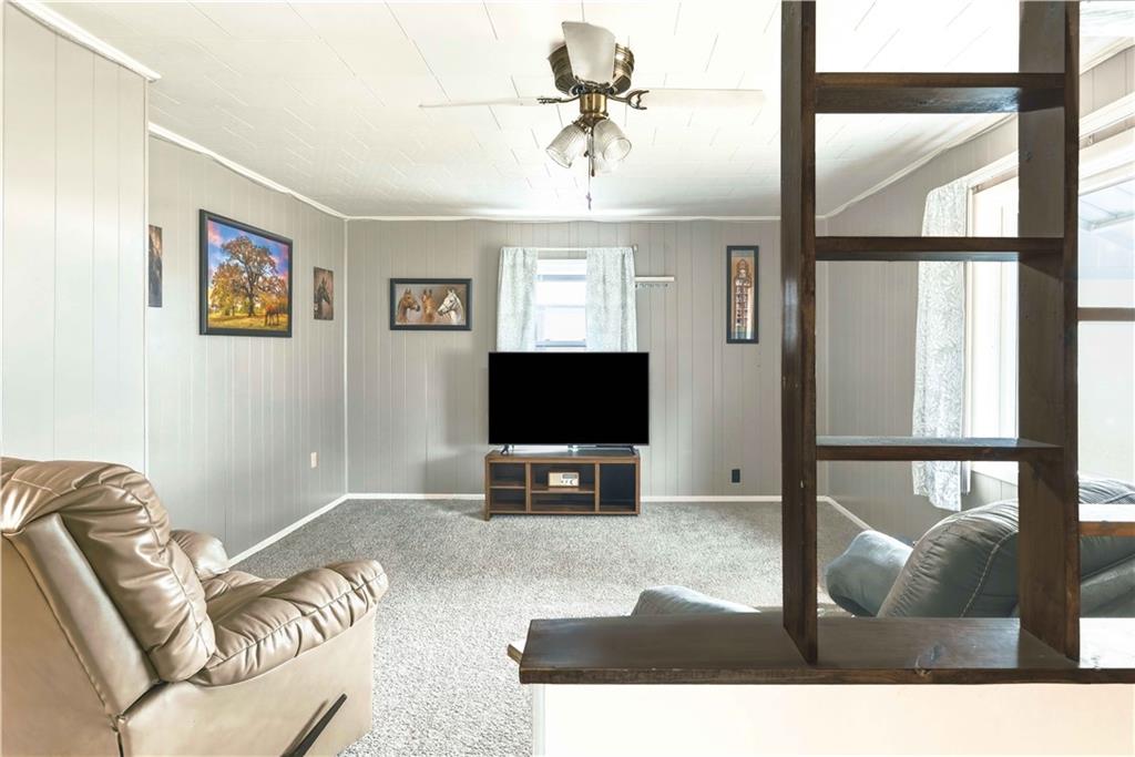 5077 Purchase Line Road Commodore, PA 15729 - Photo 5 of 16