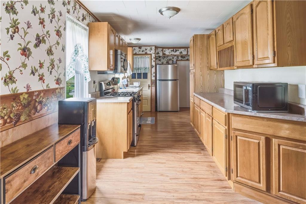 5077 Purchase Line Road Commodore, PA 15729 - Photo 6 of 16