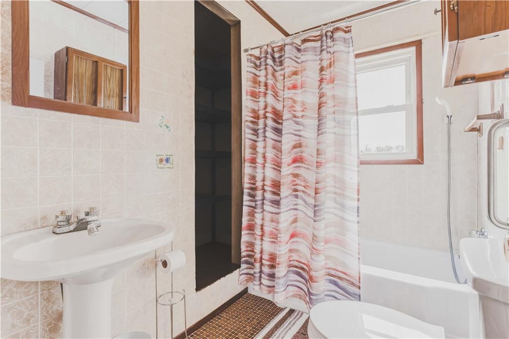 5077 Purchase Line Road Commodore, PA 15729 - Photo 9 of 16