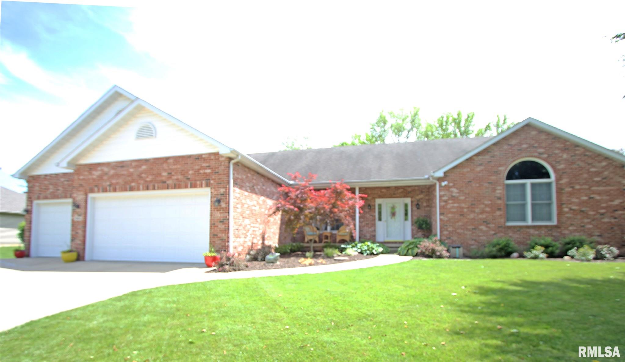 3904 Surry Pl Lane Springfield, IL 62711 - Photo 1 of 50