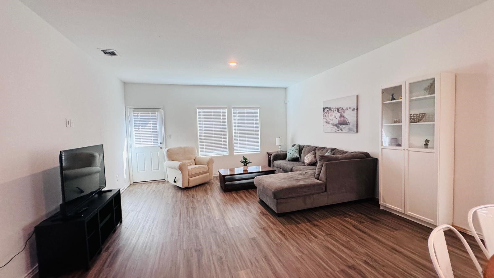 229 George Neggan Lane Bastrop, TX 78602 - Photo 3 of 24