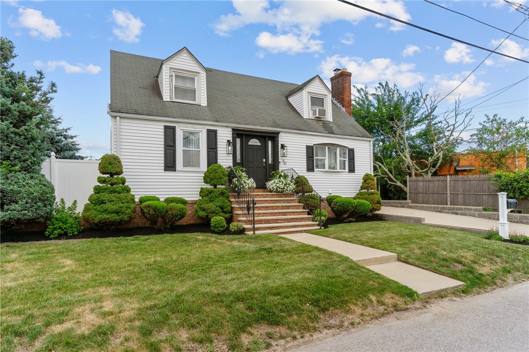 70 Palm Boulevard Warwick, RI 02888 - Photo 3 of 42