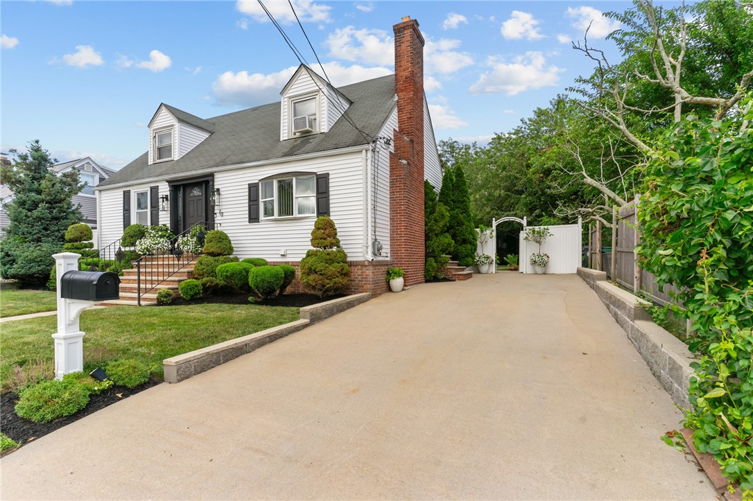 70 Palm Boulevard Warwick, RI 02888 - Photo 4 of 42