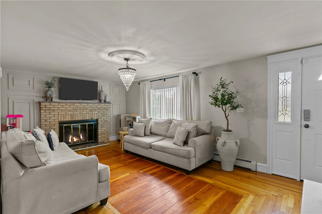 70 Palm Boulevard Warwick, RI 02888 - Photo 7 of 42