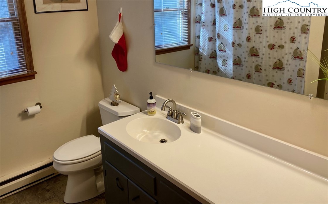 563 Preacher Blackburn Road Todd, NC 28684 - Photo 6 of 11 Gallery Image 6