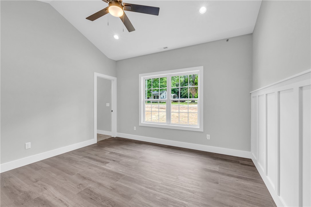 403 East South 4th Street Seneca, SC 29678 - Photo 16 of 24