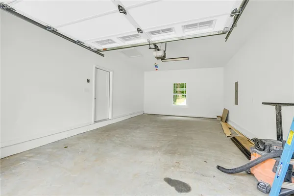 $289,000 | 403 East South 4th Street, Seneca, SC 29678