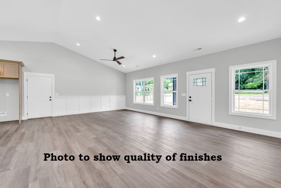 403 East South 4th Street Seneca, SC 29678 - Photo 8 of 24