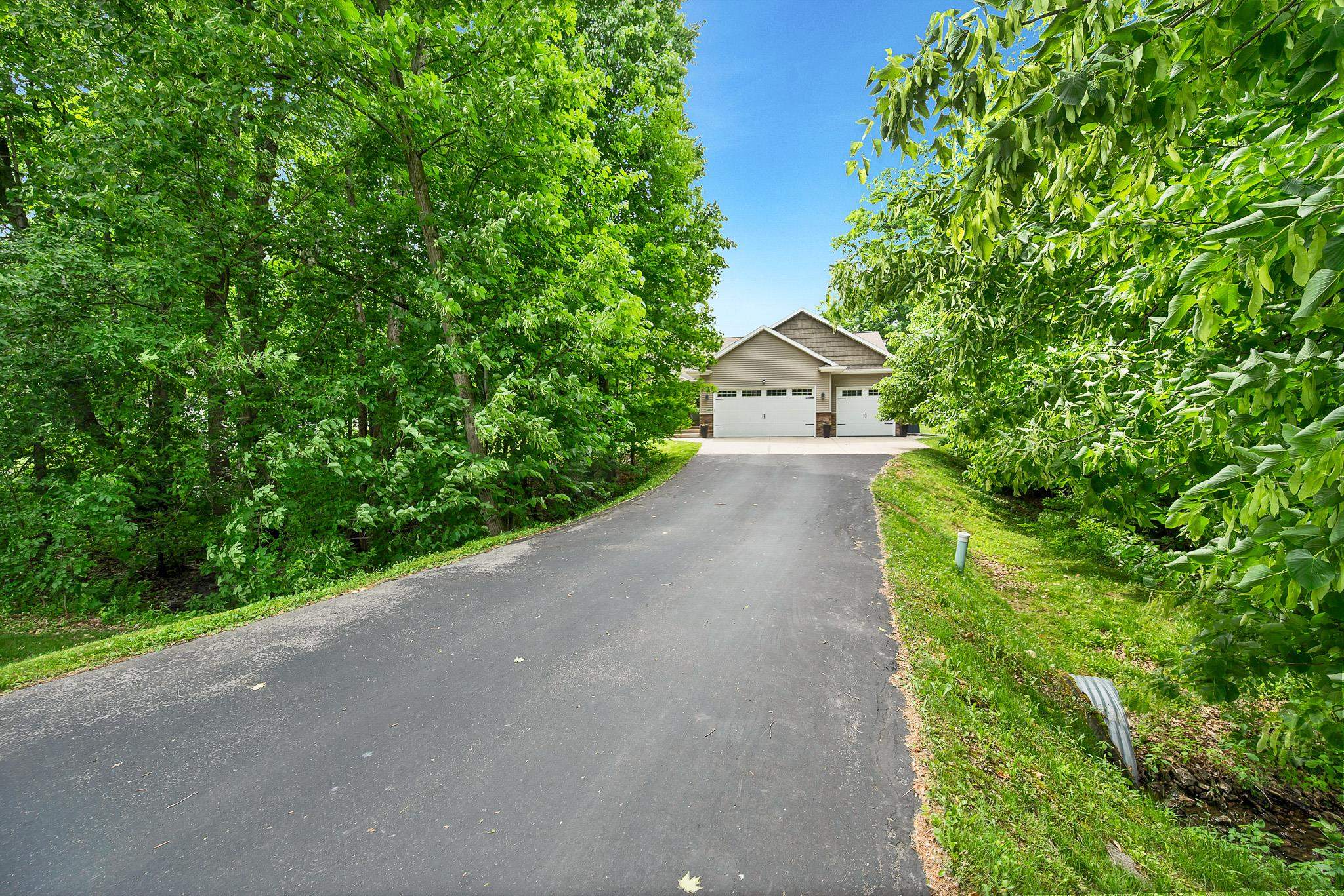 1014 Lacount Road Green Bay, WI 54313 - Photo 62 of 72