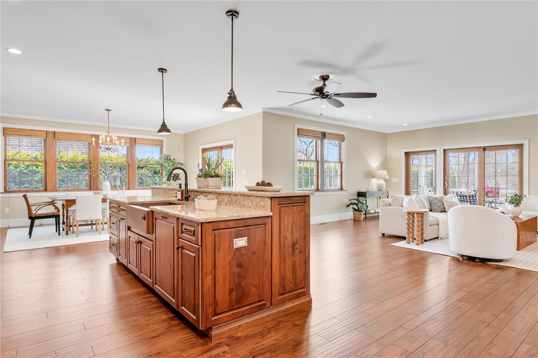 4 Kettle Cl Westerly, RI 02891 - Photo 5 of 37 Gallery Image 5
