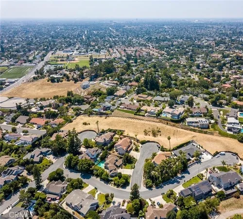 an aerial view of multiple house