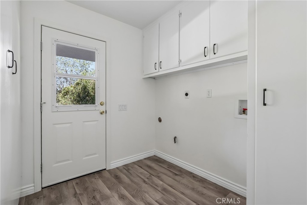 1184 Lyndhurst Drive Riverside, CA 92507 - Photo 17 of 36