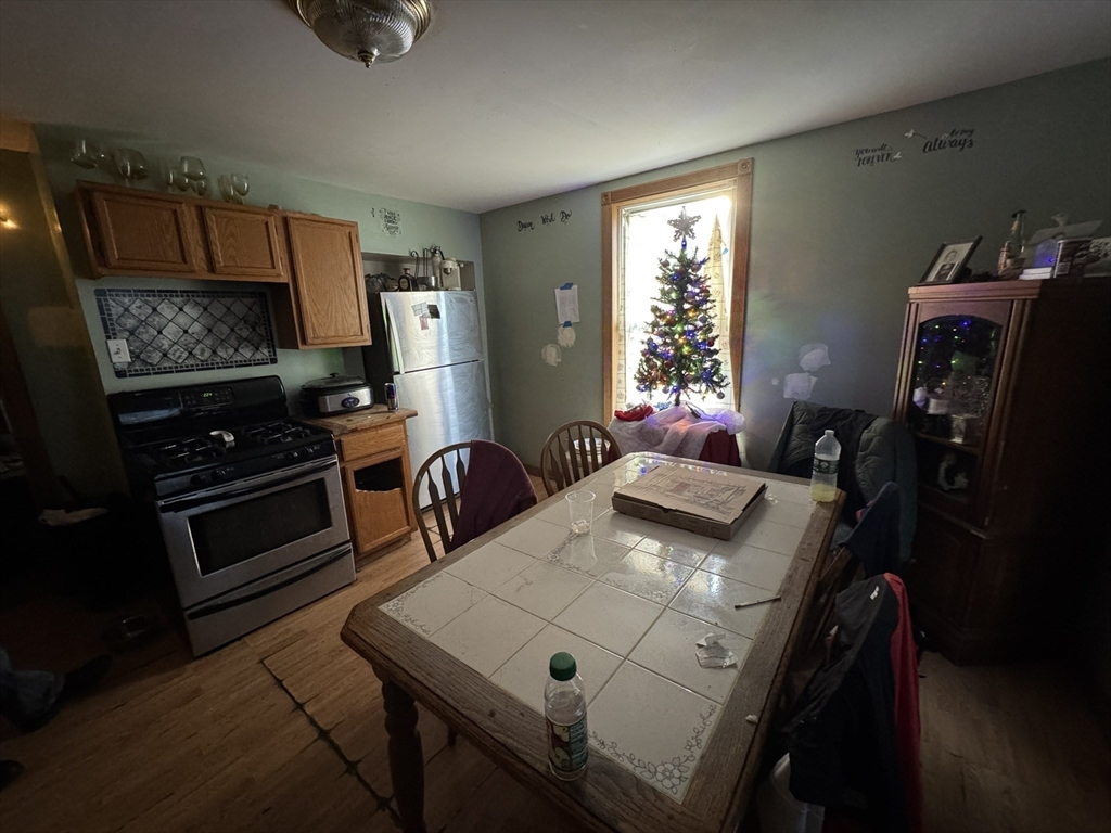 115 Collins Street Lynn, MA 01902 - Photo 4 of 8