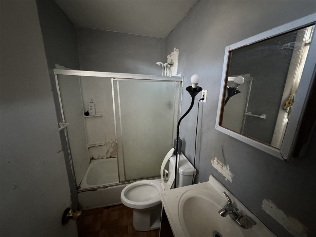 115 Collins Street Lynn, MA 01902 - Photo 5 of 8