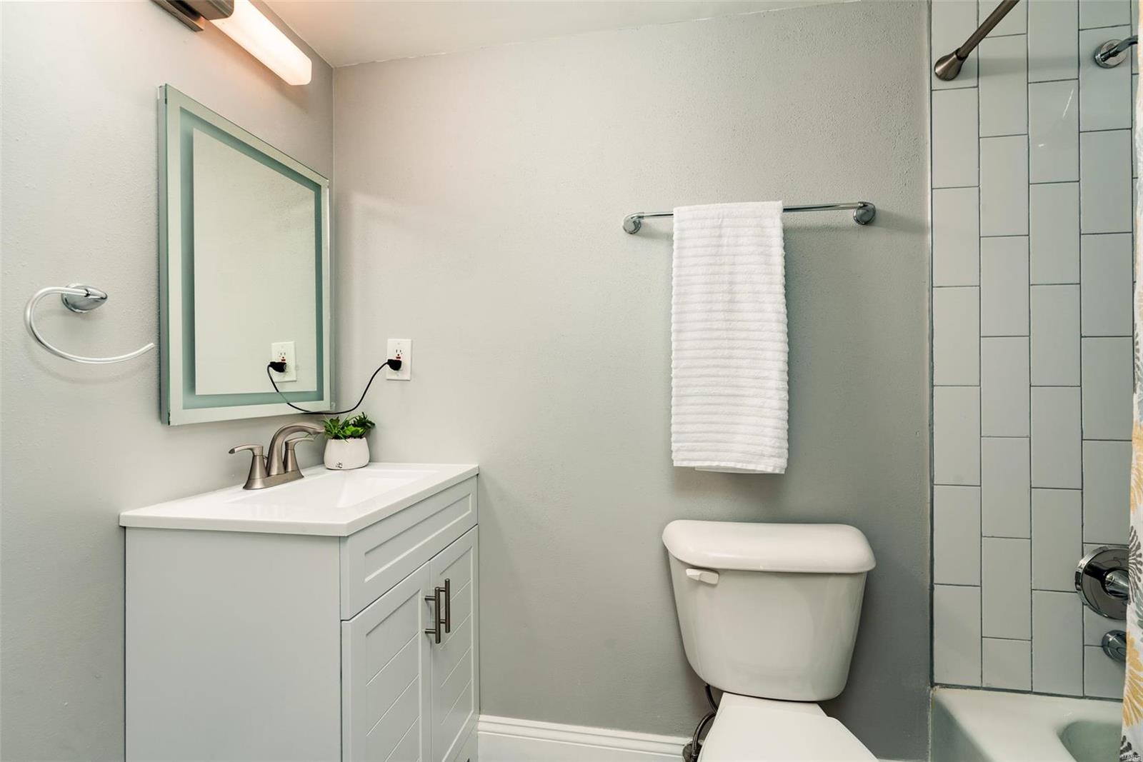 1664 Blue Ridge Drive, Unit G St. Louis, MO 63125 - Photo 14 of 24