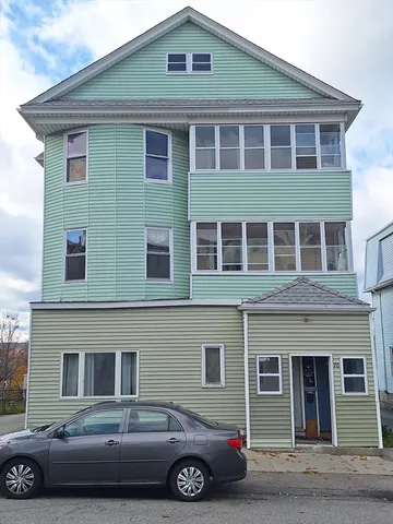 $725,000 | 70 Sterling Street, Worcester, MA 01610