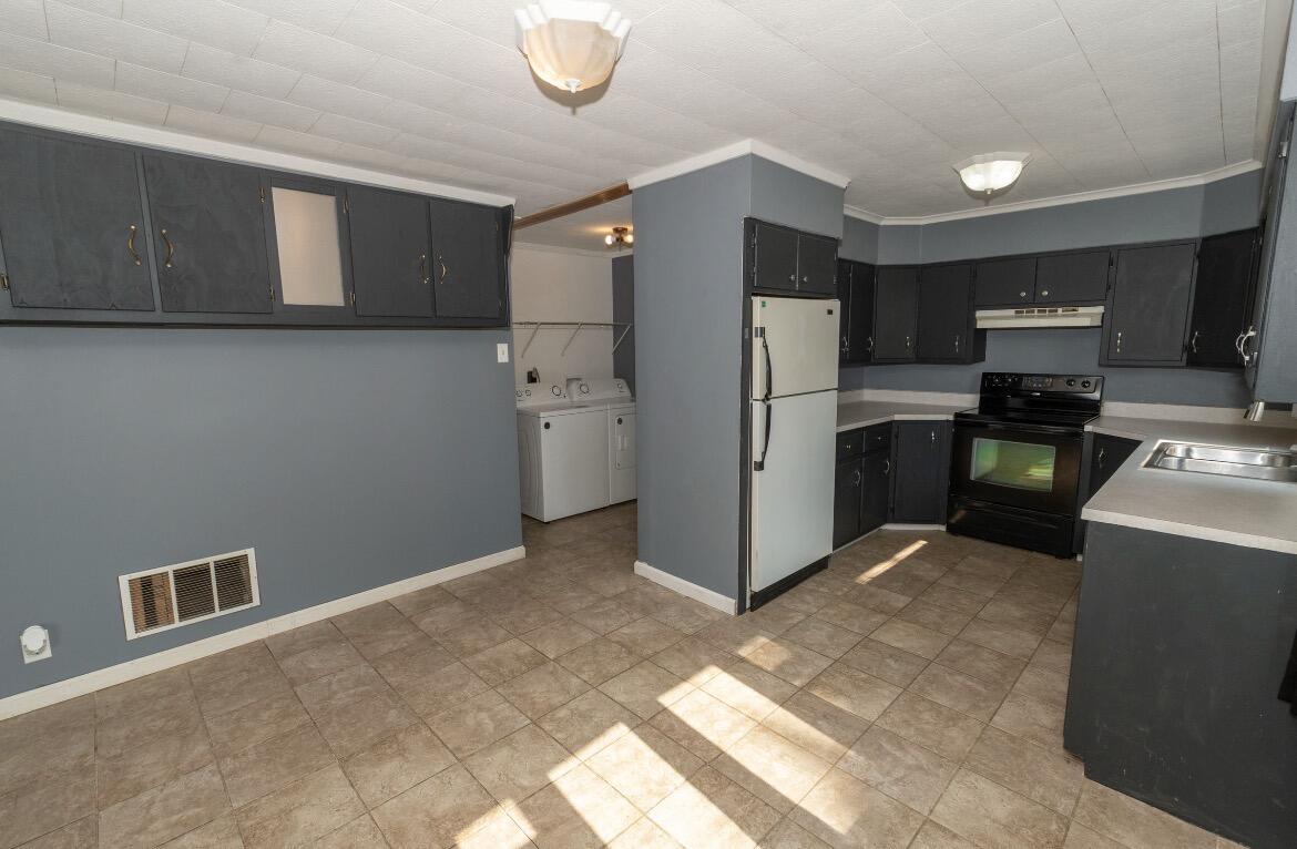 69588 Baldwin Prairie Road Union, MI 49130 - Photo 3 of 18 Kitchen
