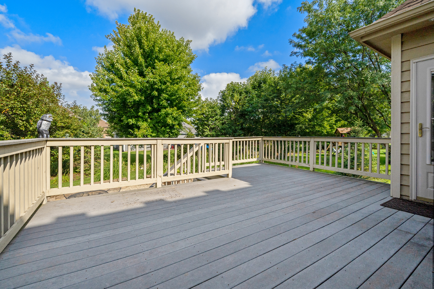749 Merrill New Road Sugar Grove, IL 60554 - Photo 38 of 43 a view of deck with wooden floor and fence