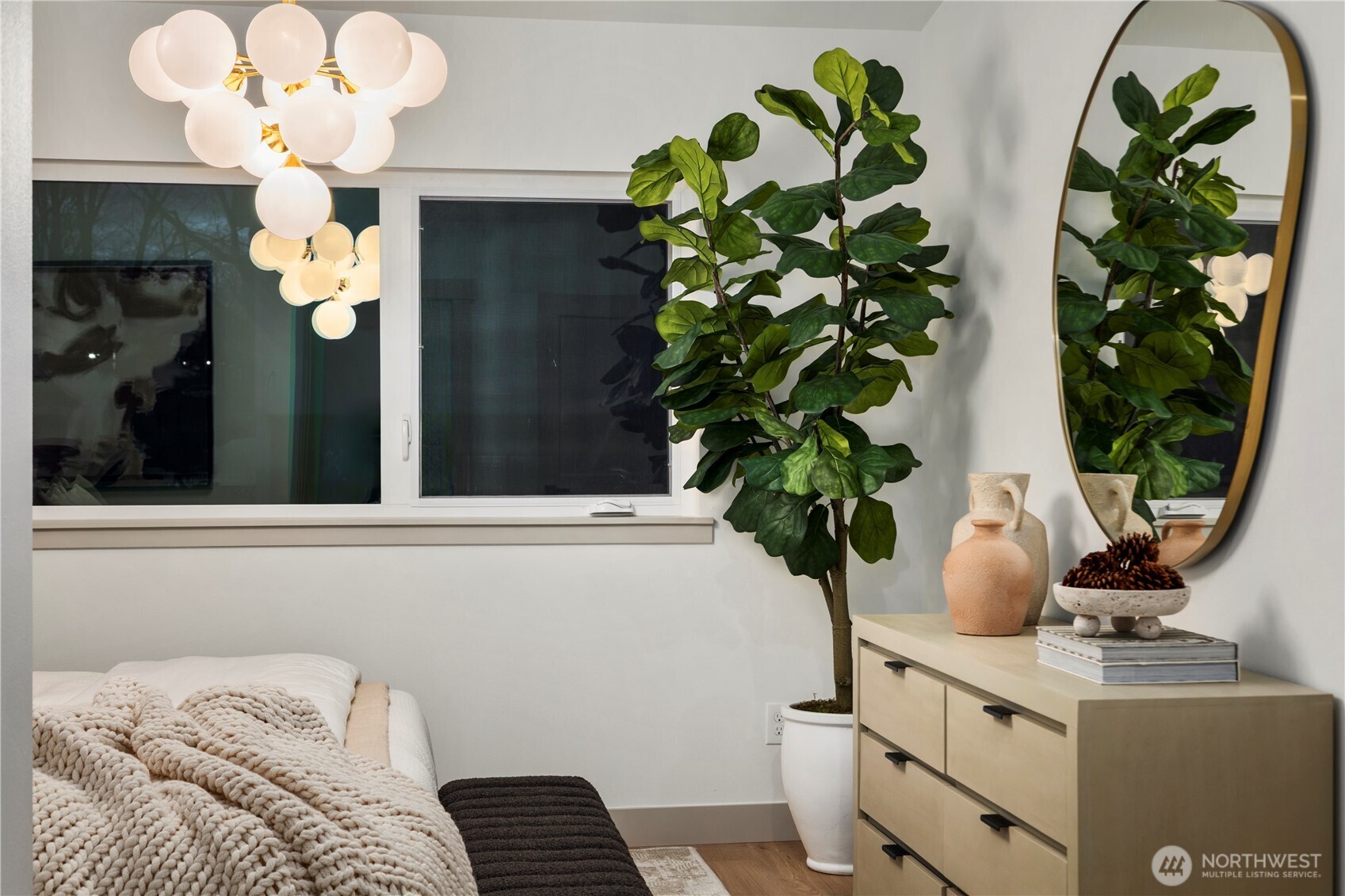815 26th Avenue South, Unit B Seattle, WA 98144 - Photo 26 of 33 a vase of flowers sitting on a table chair
