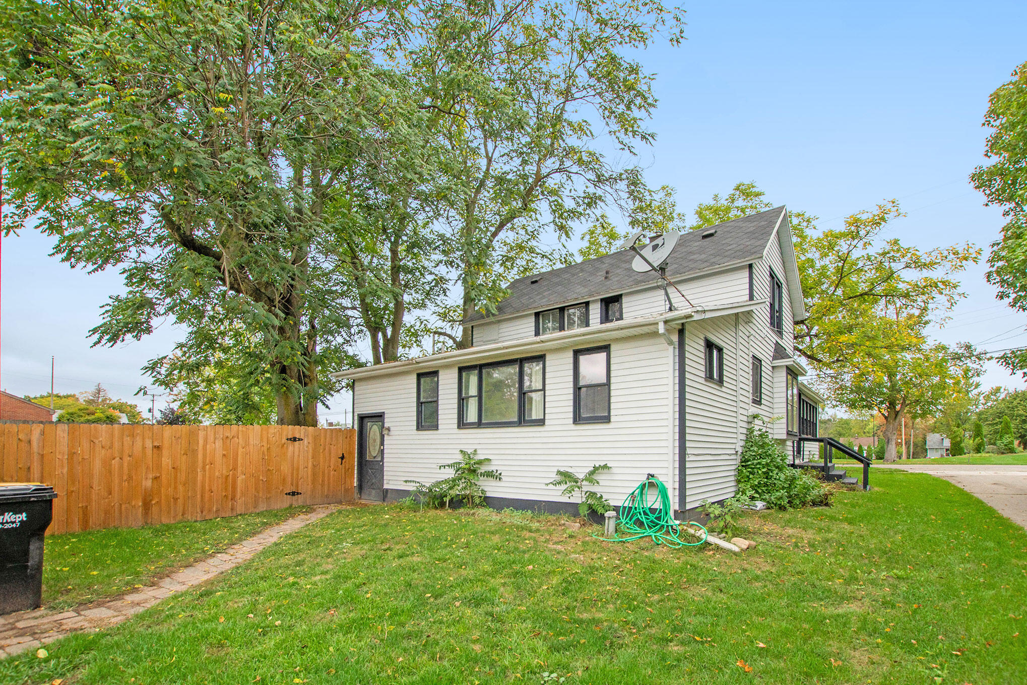 2354 Riley Street Hudsonville, MI 49426 - Photo 3 of 16 DSC01961
