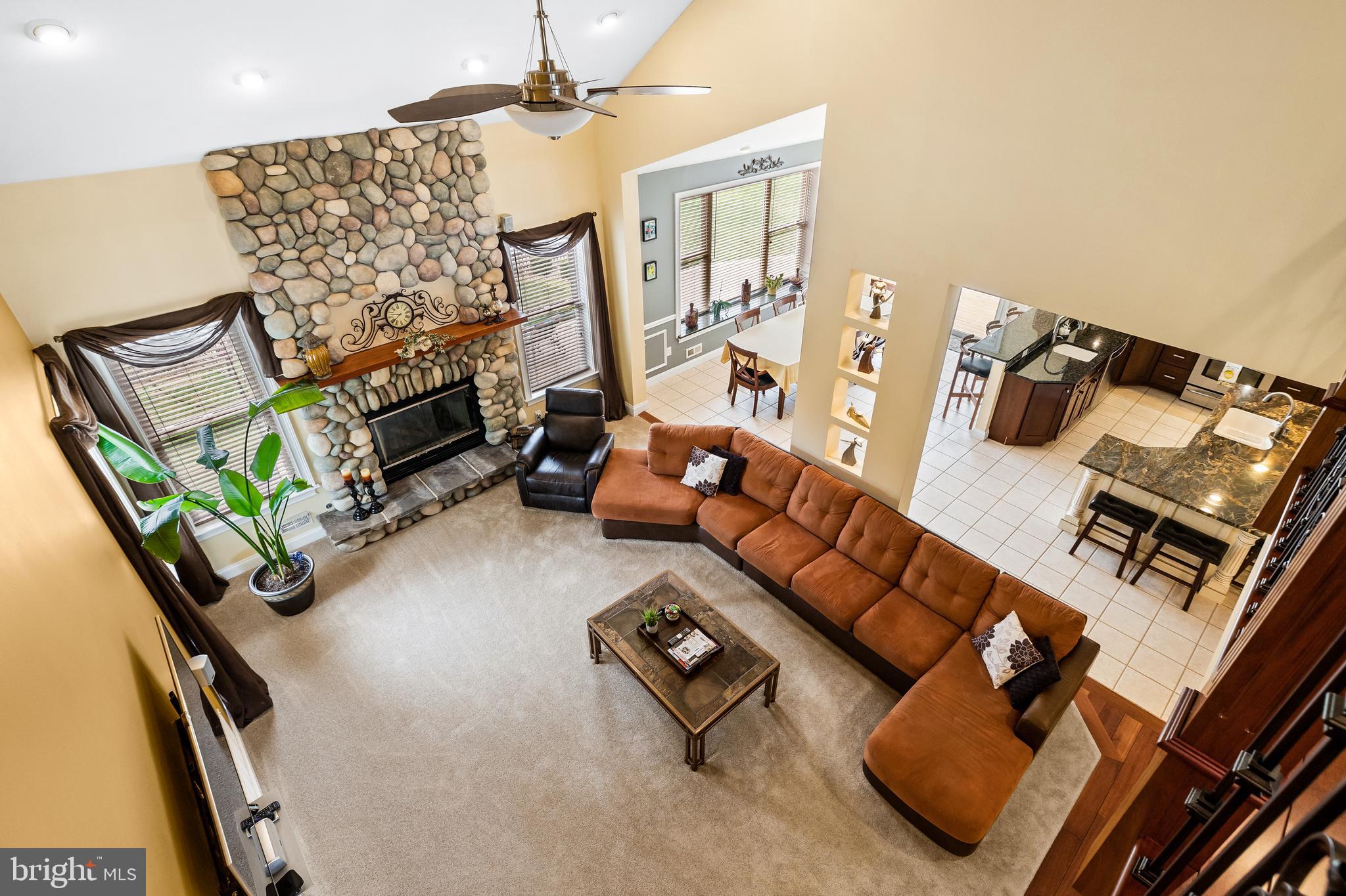 21 Starke Lane Delran, NJ 08075 - Photo 14 of 48 View of Family Room from 2nd floor