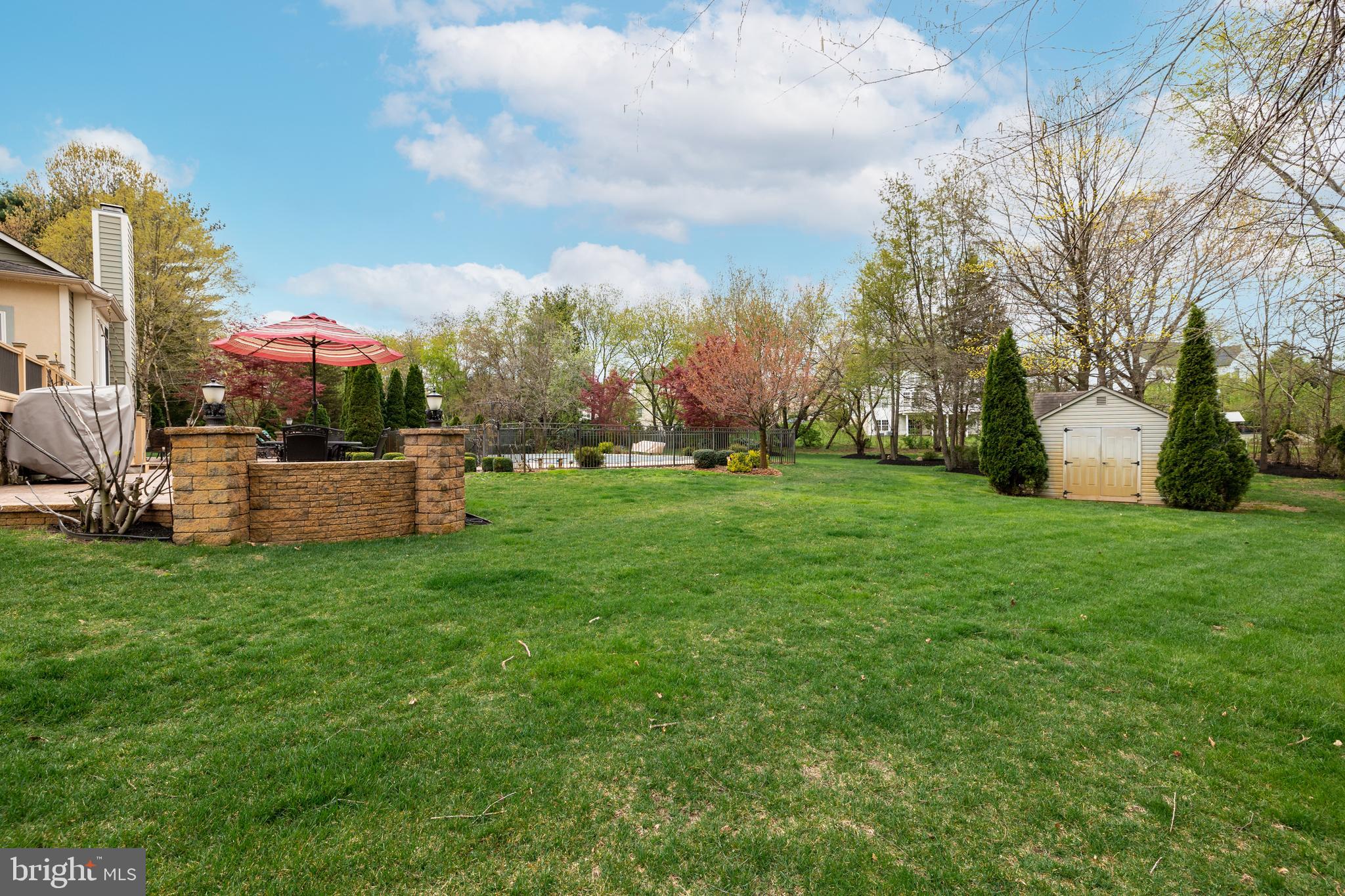 21 Starke Lane Delran, NJ 08075 - Photo 42 of 48 Large side yard