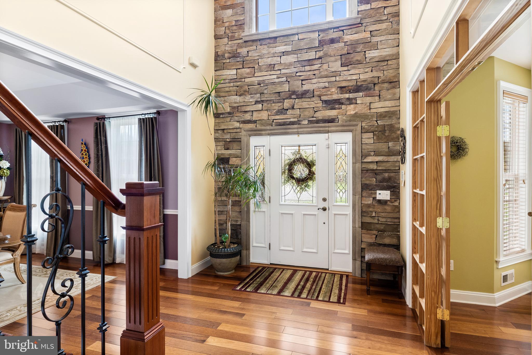 21 Starke Lane Delran, NJ 08075 - Photo 6 of 48 Stacked Stone Entrance Wall