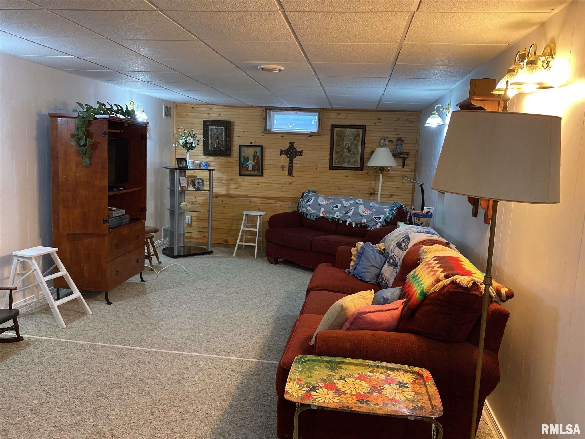 227 4th Street Andover, IL 61233 - Photo 25 of 33 Gallery Image 25