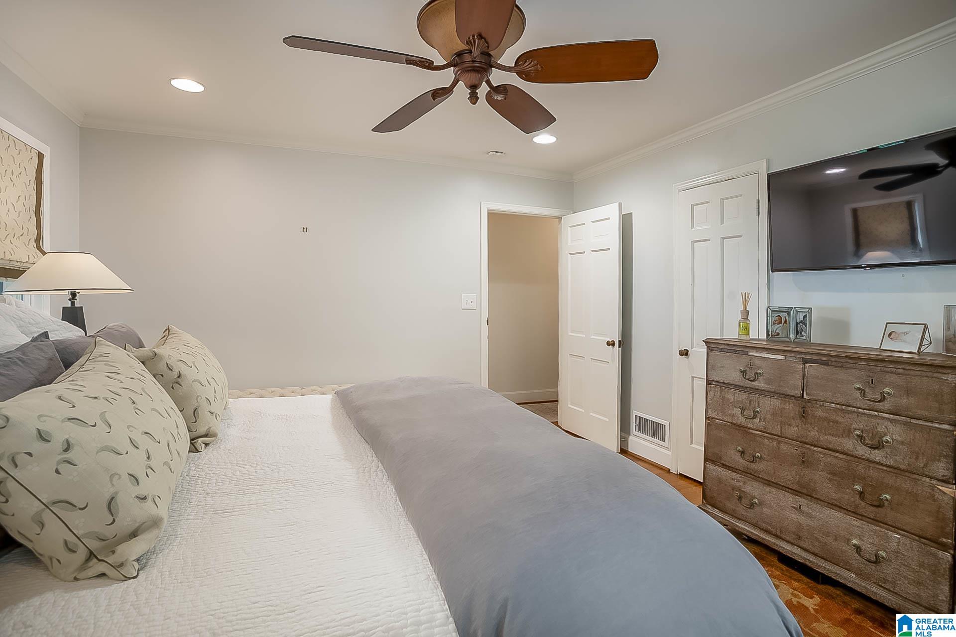121 Peachtree Road Birmingham, AL 35213 - Photo 20 of 37
