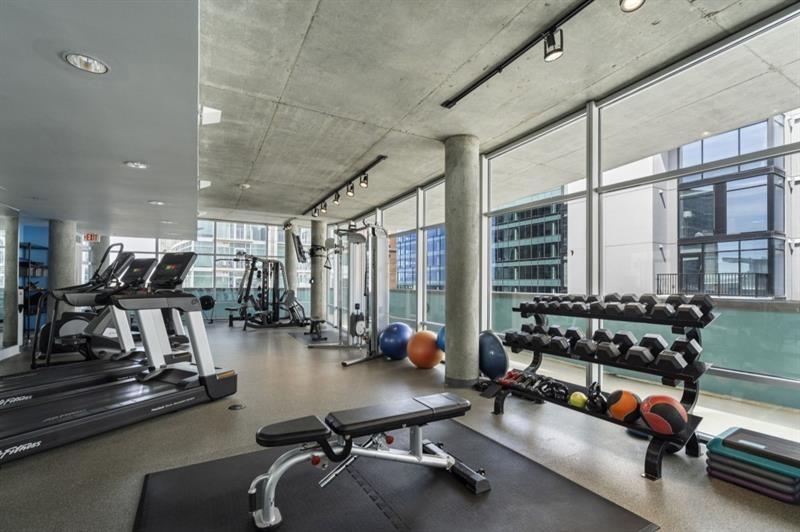 845 Spring Street Northwest, Unit 523 Atlanta, GA 30308 - Photo 20 of 21 a view of a room with gym equipment