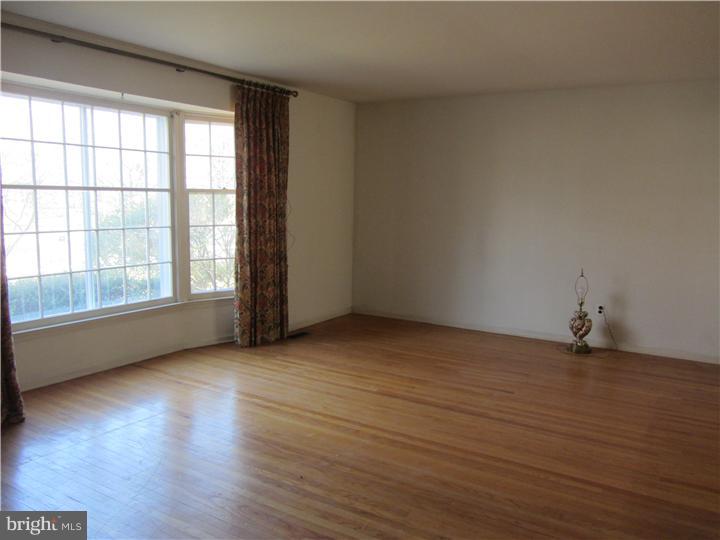 361 Ramsey Road Yardley, PA 19067 - Photo 2 of 25 Living Room
