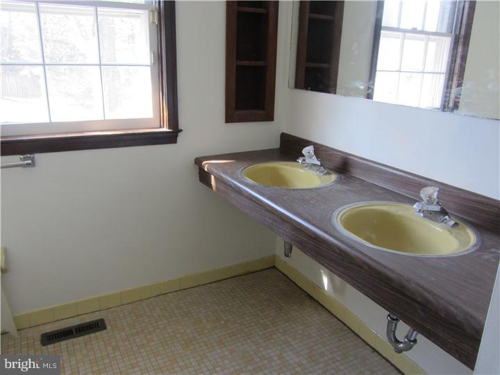 361 Ramsey Road Yardley, PA 19067 - Photo 13 of 25 Bathroom