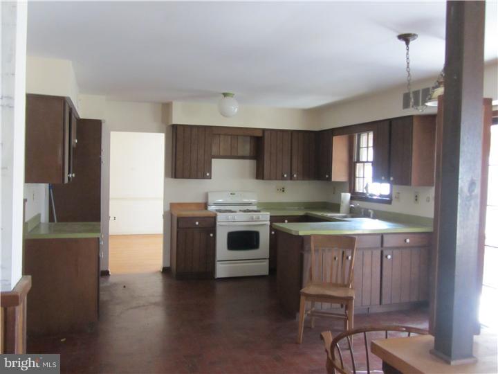 361 Ramsey Road Yardley, PA 19067 - Photo 9 of 25 Kitchen
