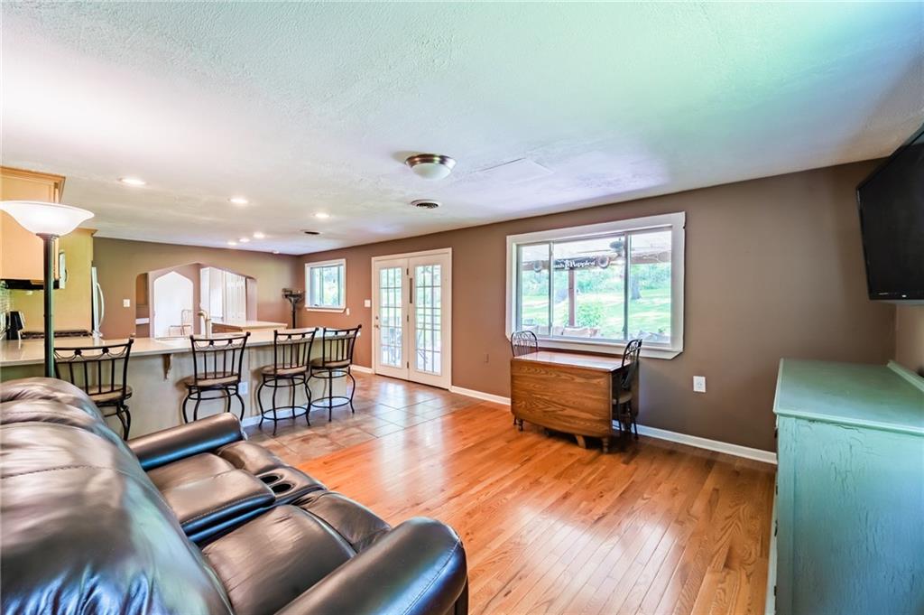 3836 Dickey Road Gibsonia, PA 15044 - Photo 10 of 24 Gallery Image 10