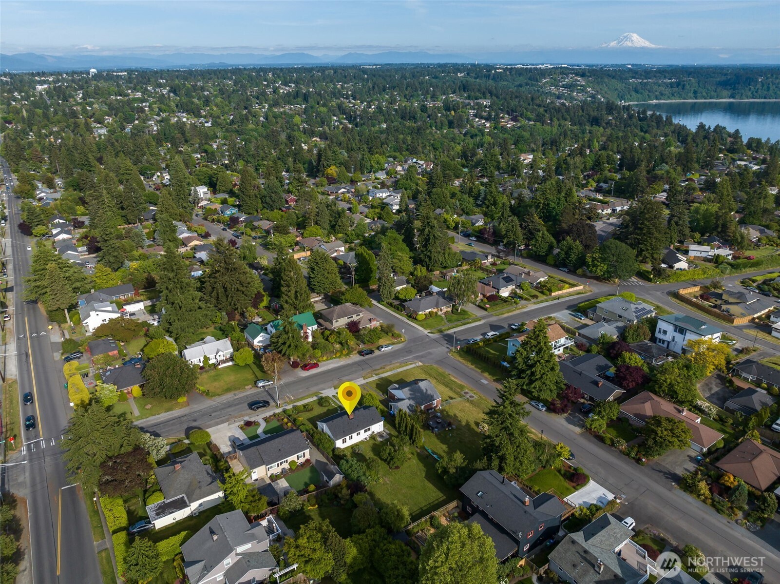10617 39th Avenue Southwest Seattle, WA 98146 - Photo 36 of 39